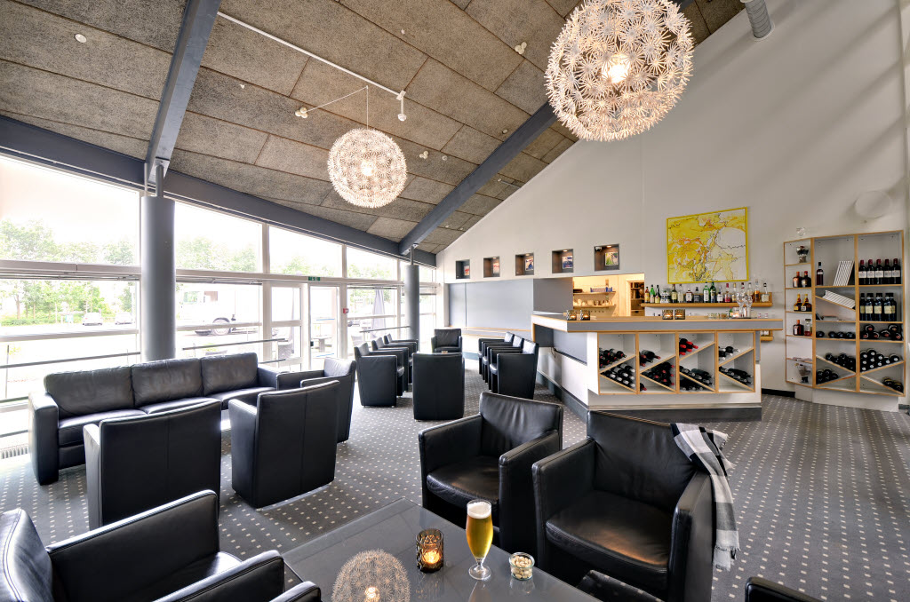 Copyright: : Holger Fell/ PanobyteInternational Scandic Sonderborg, lounge, bar